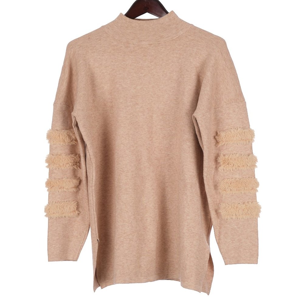 Cliche Mockneck Camel Fur Detail Sweater Medium